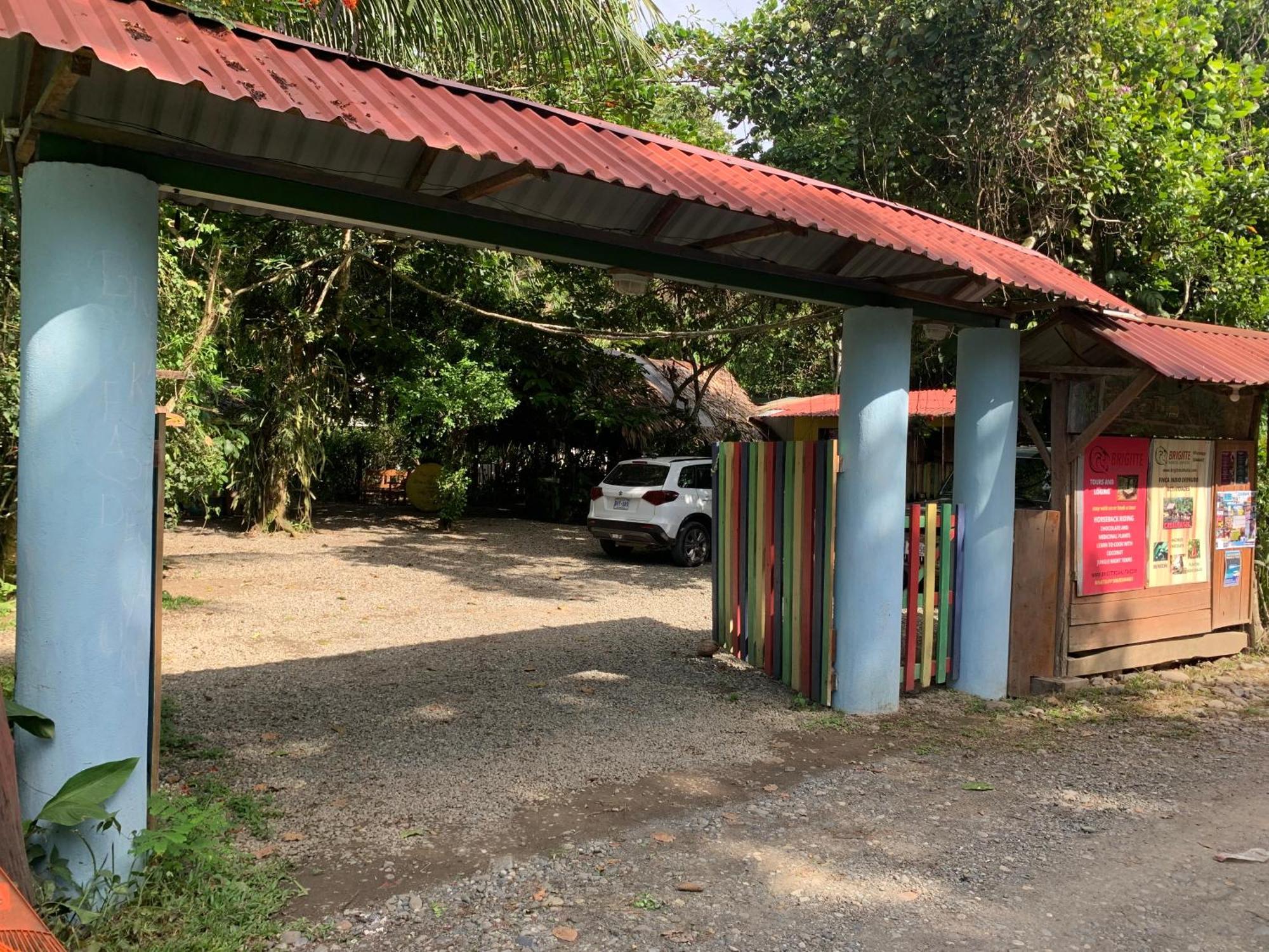 Brigitte'S Ranch Hotel Cahuita Luaran gambar